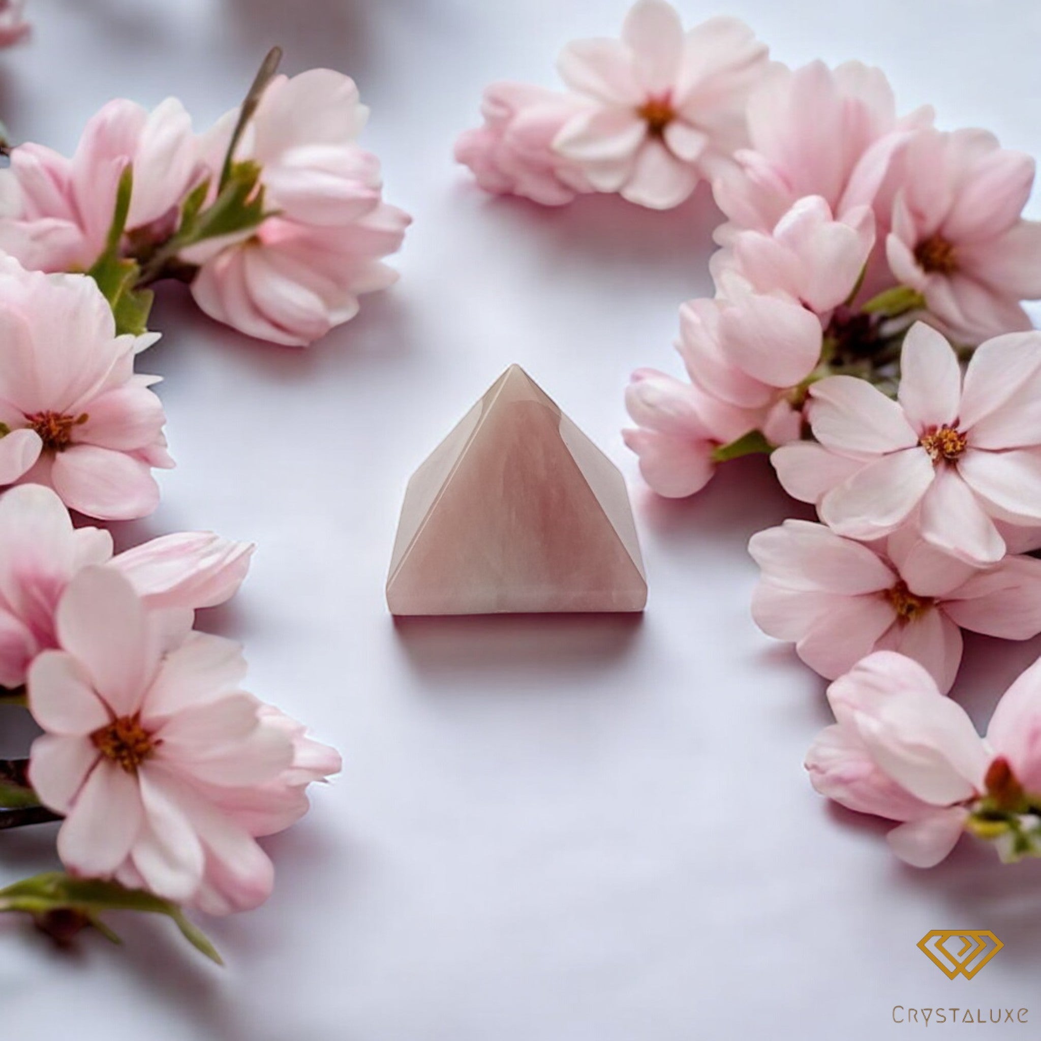 Rosequartz Pyramid